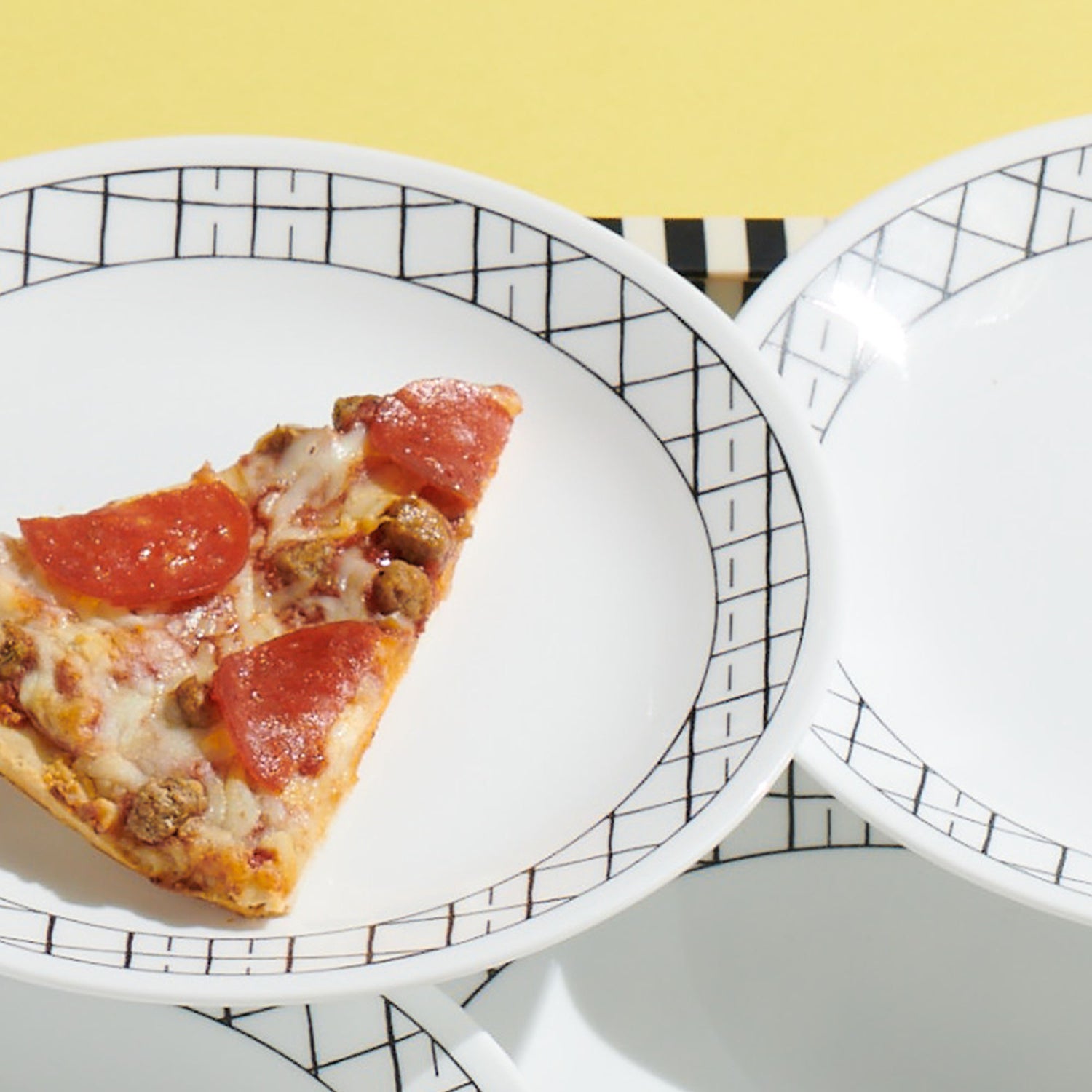 Corelle® Delicate Grid 8.5
