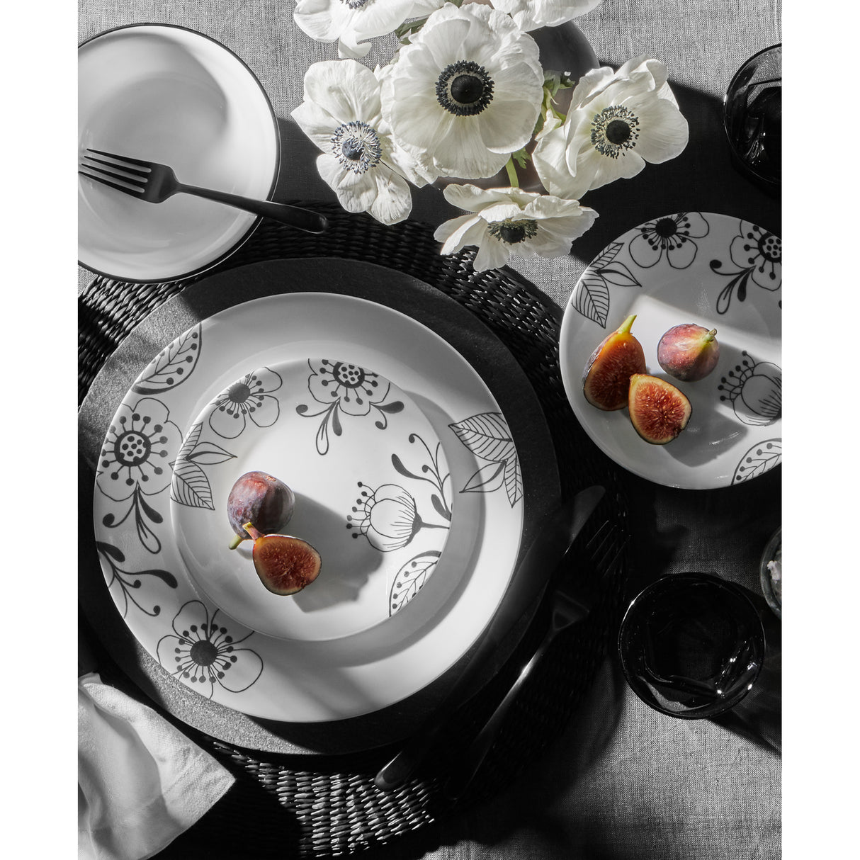 Corelle® Floral Noir 12-piece Dinnerware Set, Service for 4