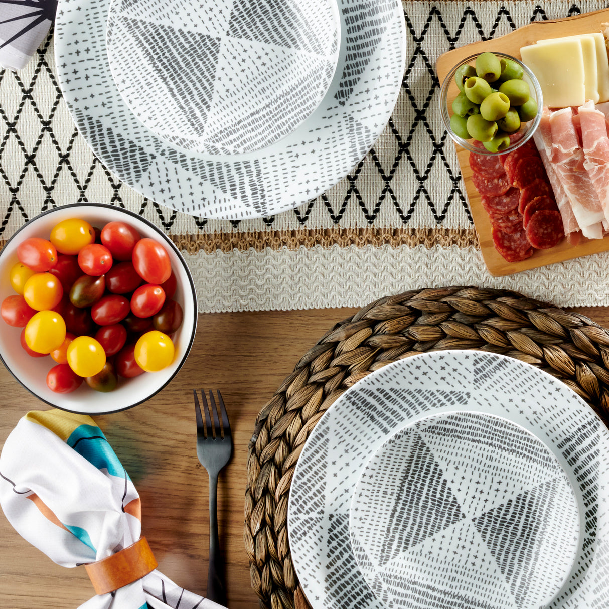 Corelle® Odisha 18-piece Dinnerware Set, Service for 6