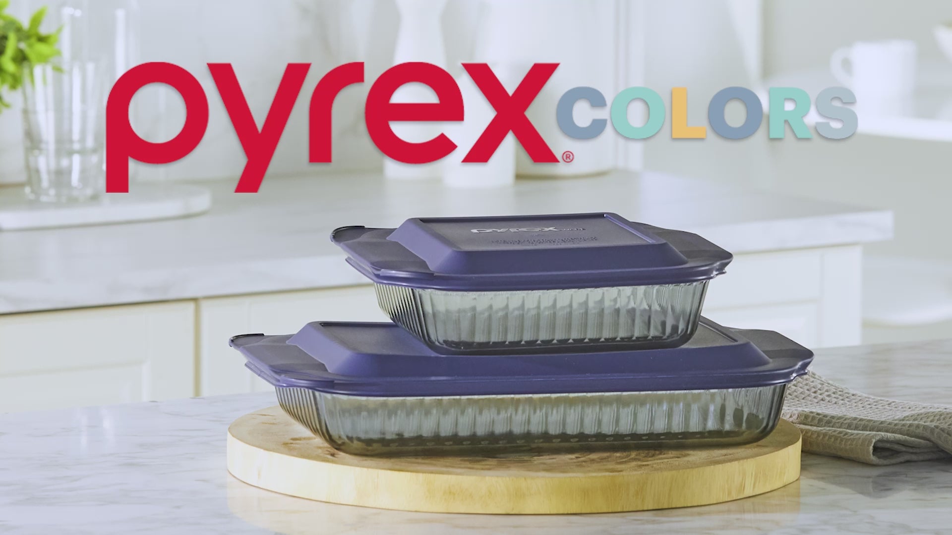 Pyrex Colors Sculpted Tinted 4 piece Baking Set with Plastic Lids Sm